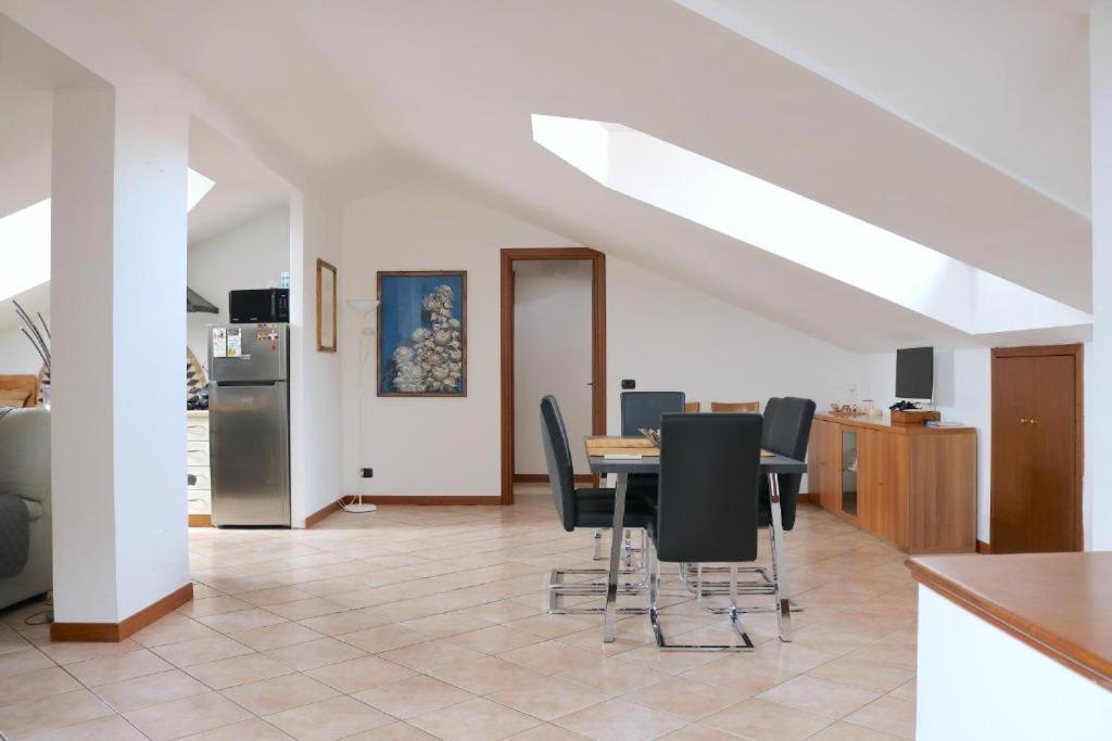 Attico In Corsico Apartment Екстериор снимка